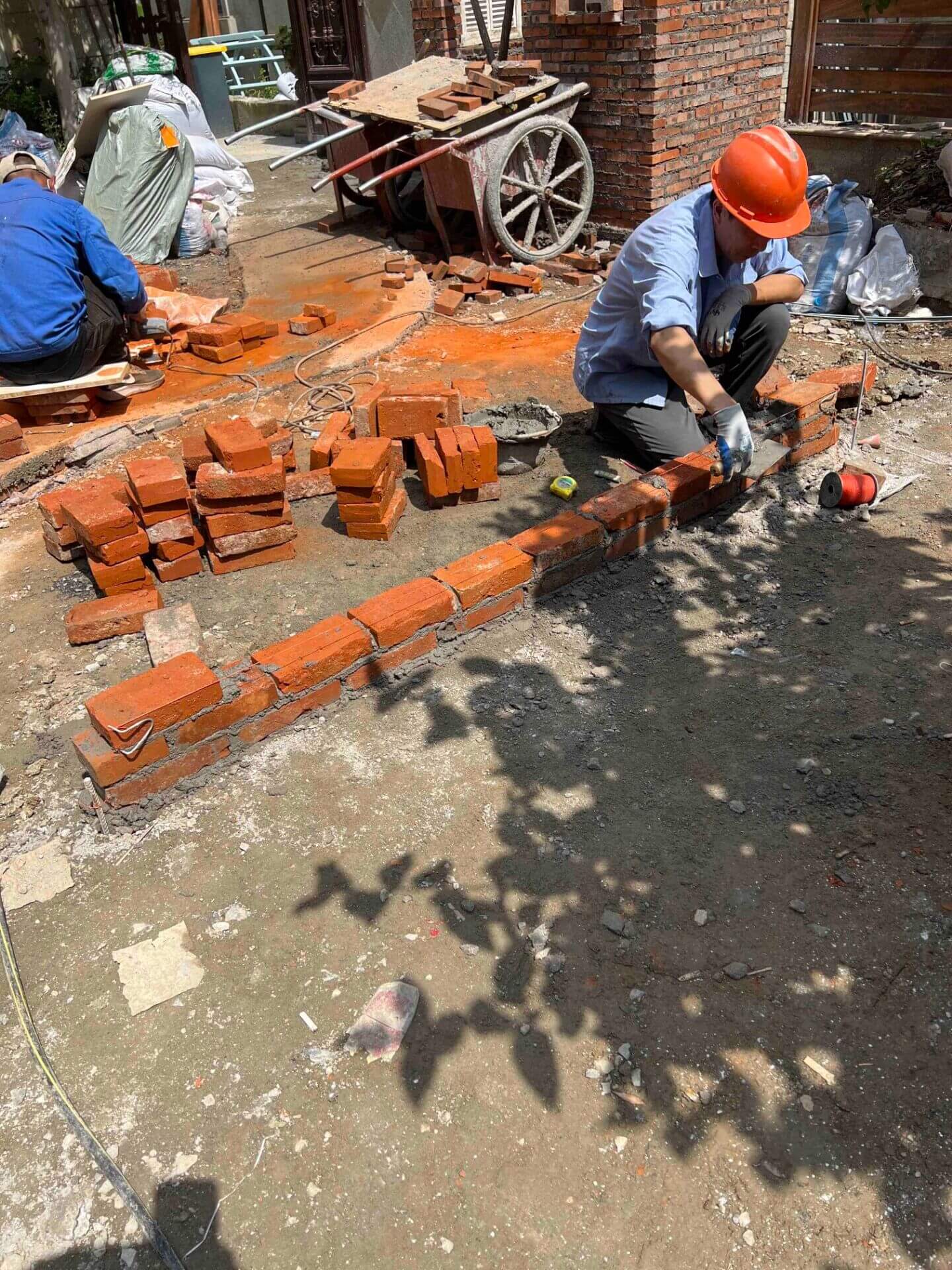 victorian_garden_wall.jpg